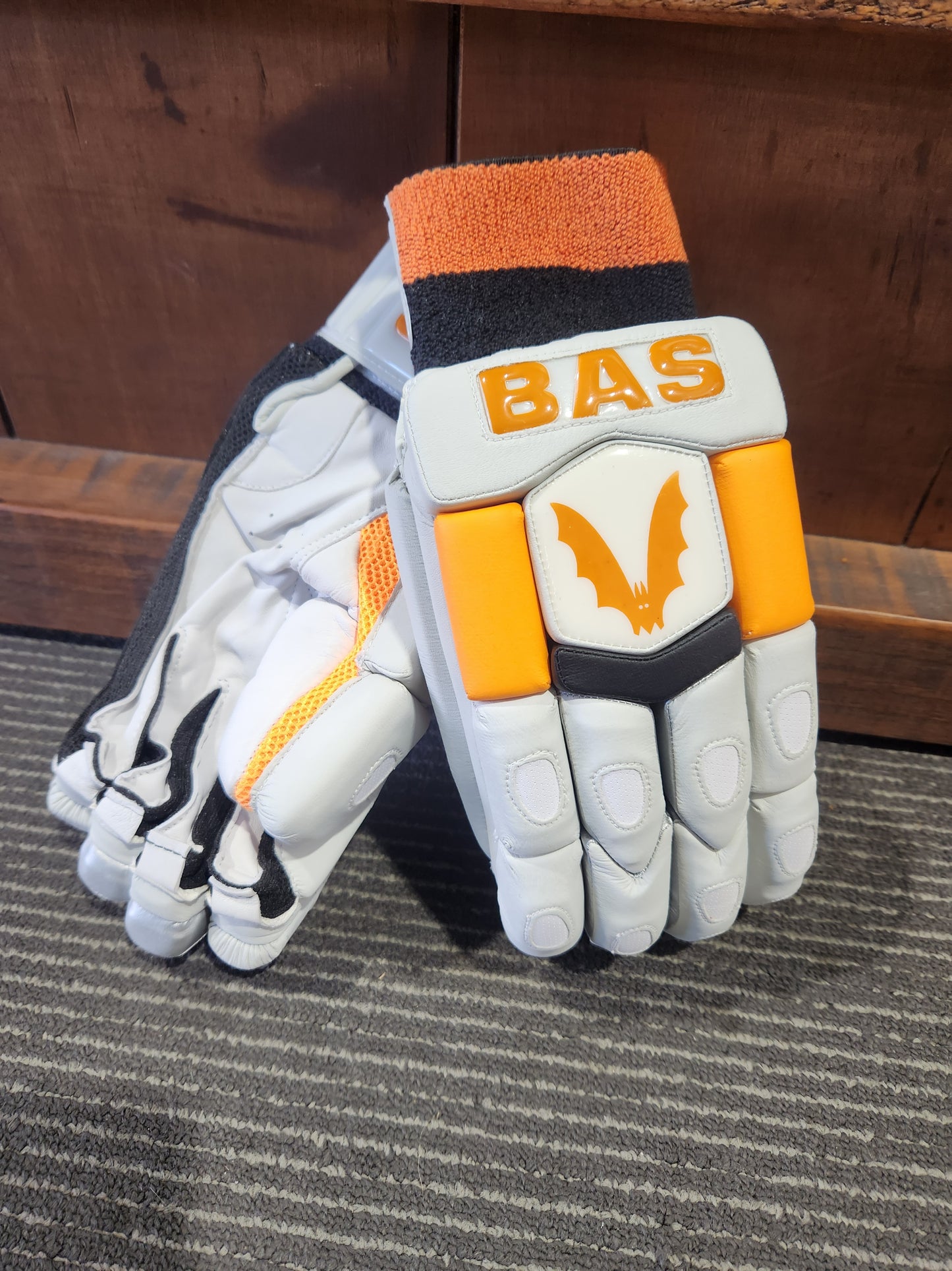 BAS Legend Gold Batting Gloves
